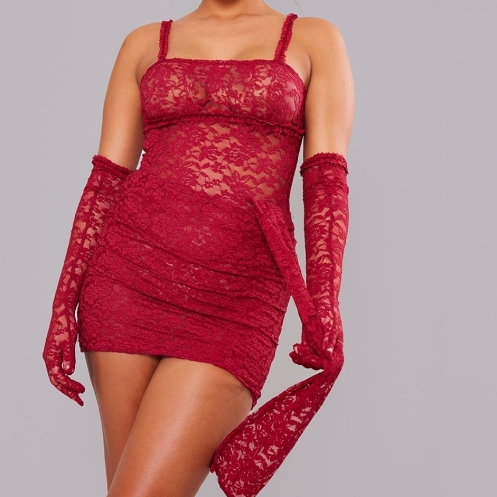 PrettyLittleThing Lace Dress